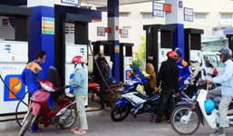 Hôm nay giá xăng có thể được điều chỉnh vượt 16.000 đồng/lít